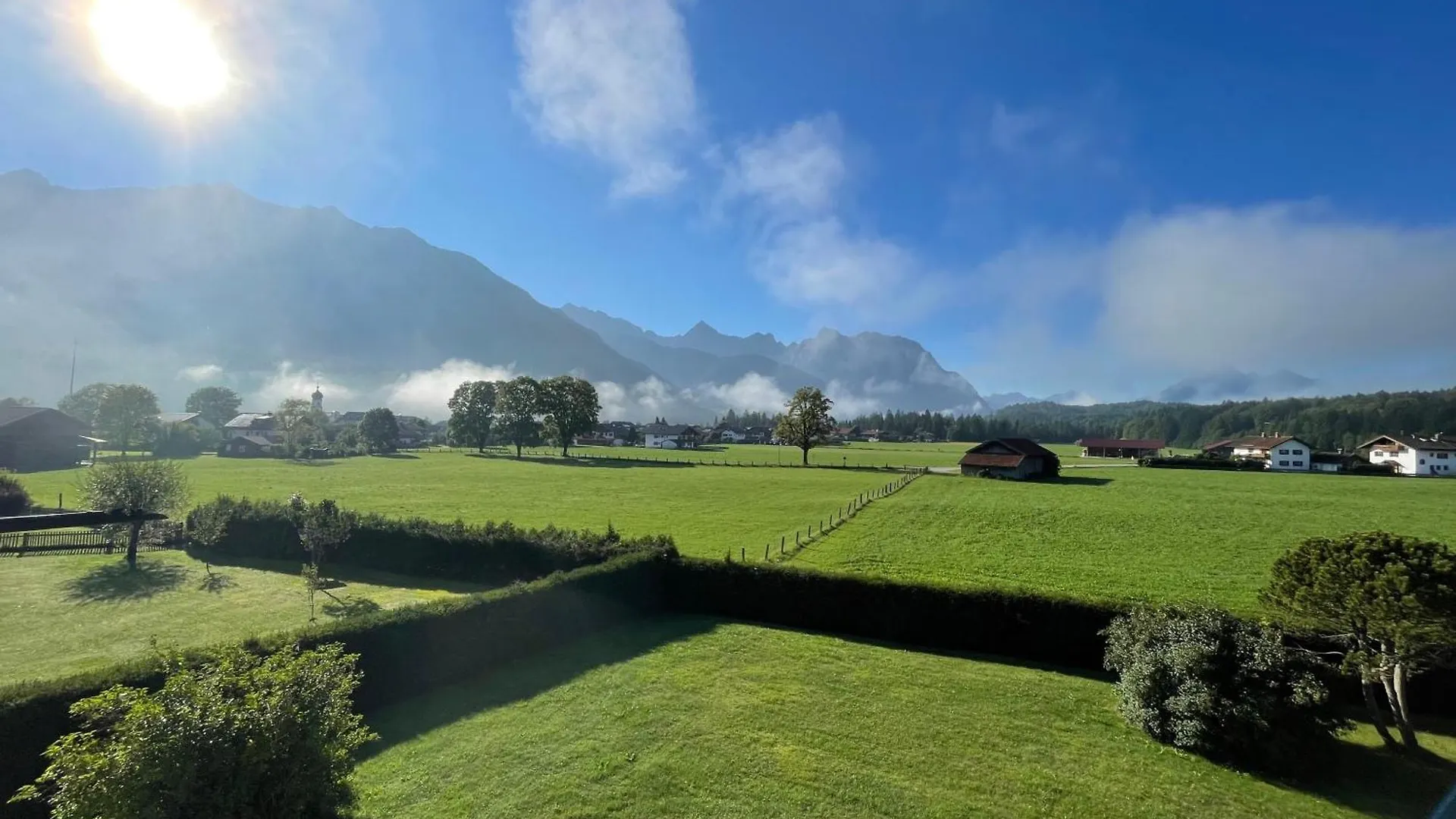 Ferienwohnungen Alpinum كرن