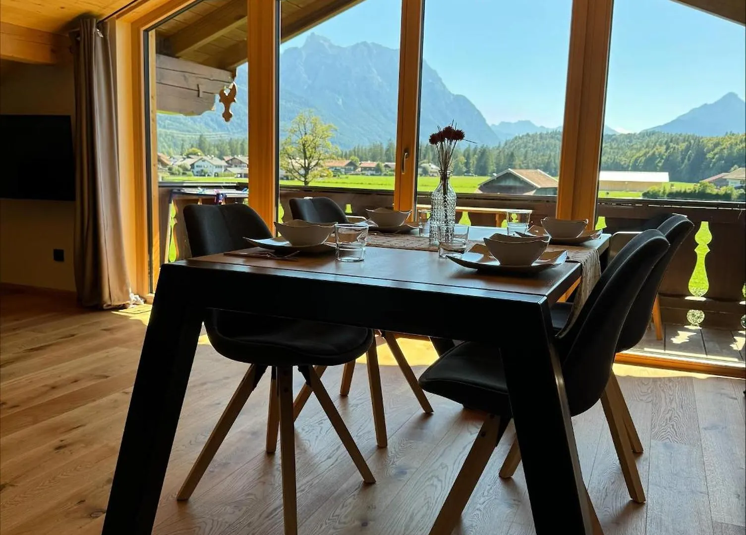 Ferienwohnungen Alpinum كرن
